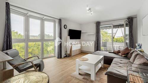 Wohnzimmer 1 - 3 Zimmer Etagenwohnung in Kassel