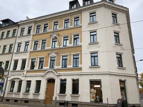 zum Verkauf stehende Ladeneinheit (EG rechts) - Vermietetes Ladenlokal - 145.000,00&nbsp;EUR Kaufpreis,