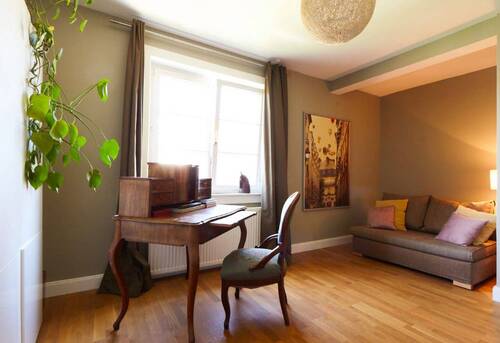 Zimmer mit Blick in den Taunus - 