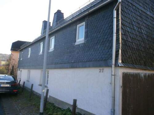 Frontansicht - Sich selbst bezahlendes Haus - 98.000,00&nbsp;EUR Kaufpreis, ca.&nbsp; 149,00&nbsp;m&sup2;&nbsp;Wohnfl&auml;che