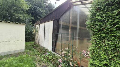  Ansicht linke Seite Bungalow - 1 Zimmer Mehrfamilienhaus, Wohnhaus in Bad Muskau