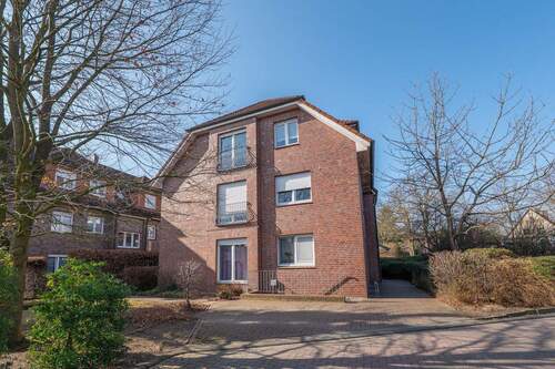 Außenansicht - Mehrfamilienhaus mit 6 Wohneinheiten in Wiepenkathen!