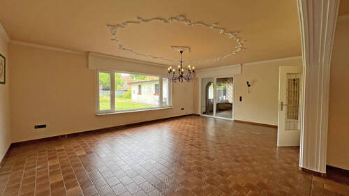 Wohnzimmer unmöbiliert - 