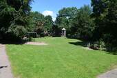 Park im Anschluss an das Haus - 