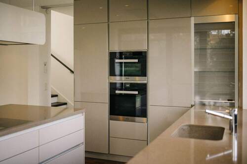 voll ausgestattete Einbauküche - 