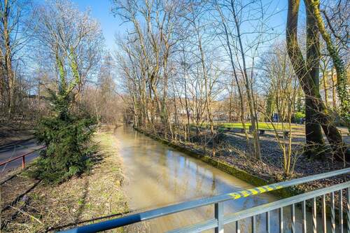 DER GLOCKENBACH - Gleich um die Ecke befindet sich - 