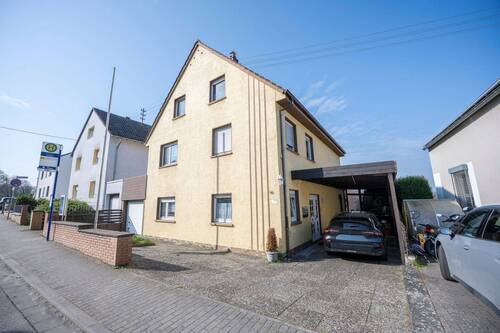 Stilvolles Haus mit besonderer Präsenz - 