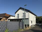Vorderansicht links - Energieeffizientes Einfamilienhaus von Kern-Haus - bezugsfertig & provisionsfrei