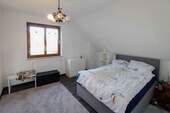 Schlafzimmer OG. - 