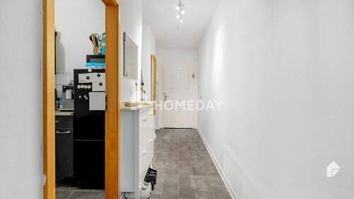 Flur 1 - Etagenwohnung mit 50,00 m&sup2; in Bottrop zum Kaufen