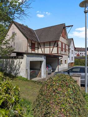 Außenansicht - Werz Immobilien - Bauernhaus, Landhaus mit 209,50 m&sup2; in Hatzfeld (Eder) zum Kaufen