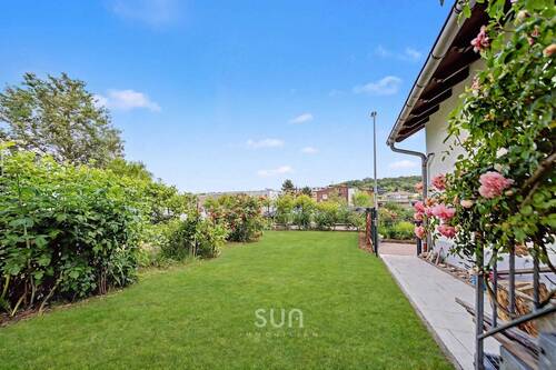 GARTEN - 9 Zimmer Mehrfamilienhaus, Wohnhaus zum Kaufen in Idstein