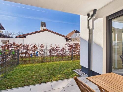 Terasse - Modernes Erdgeschossglück mit Privatgarten und Tiefgaragenstellplatz