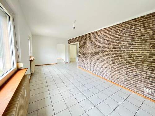 EG: Wohnzimmer - 6 Zimmer Mehrfamilienhaus, Wohnhaus in Trier