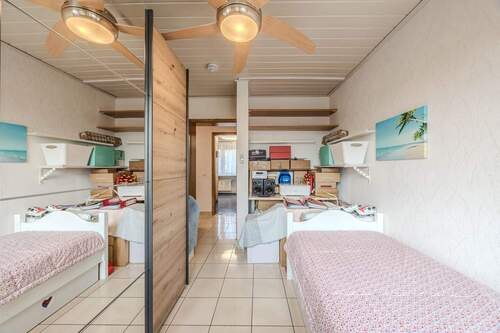 Kinderzimmer/ Büro/ Gästezimmer - 