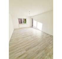 Helle 3-Zimmer-Wohnung mit Balkon, Stellplatz und Gäste-WC - ruhige Lage - Stade Haddorf