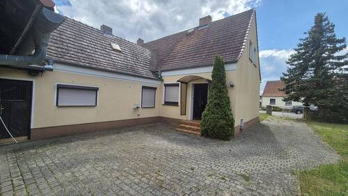 Hausansicht - AUS ALT MACH NEU - 76.900,00&nbsp;EUR Kaufpreis, ca.&nbsp; 80,20&nbsp;m&sup2;&nbsp;Wohnfl&auml;che