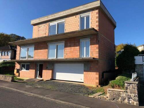 2 - 7 Zimmer Mehrfamilienhaus, Wohnhaus zum Kaufen in Nidda