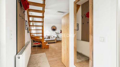 Haus B 1. OG Flur 4 - 