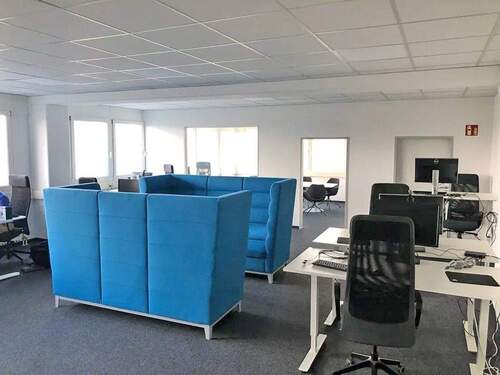 Bürofläche 3. OG - In 3 Minuten auf der A8 - 1.490,00 EUR Kaltmiete,