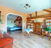 Schönes Grundstück mit Einfamilienhaus und Platz für zwei Neubauprojekte - Berlin Rosenthal