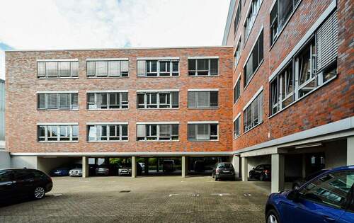 Stellplätze PKW - Büro mit 757,00 m&sup2; in Berlin zur Miete