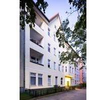 Attraktive 2-Zimmer-Altbauwohnung mit Balkon in Reinickendorf - perspektivisch zur Eigennutzung! - Berlin