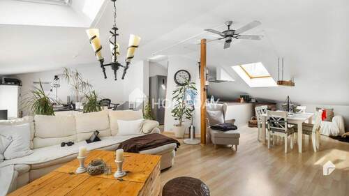 W4 Wohnzimmer 1 - 