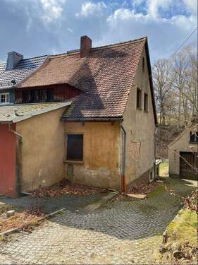 Nordostansicht - 3 Zimmer Doppelhaushälfte zum Kaufen in Bernstadt