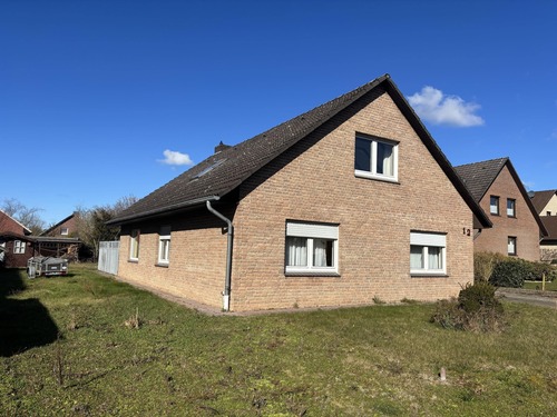 Vorderansicht - 8 Zimmer Einfamilienhaus zum Kaufen in Lüchow