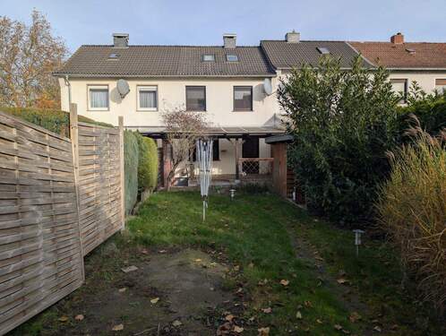 Garten - 4 Zimmer Reihenmittelhaus zum Kaufen in Celle