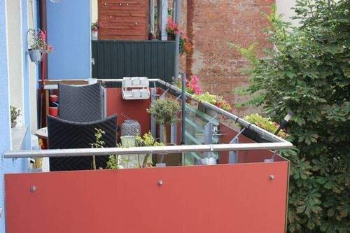 Der Balkon (1 von 2) - 