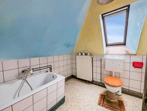 Badezimmer Dachgeschoss - 