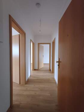 KZ 26c.jpg - Moderne 3-Zimmerwohnung mit Balkon in Blankenburg