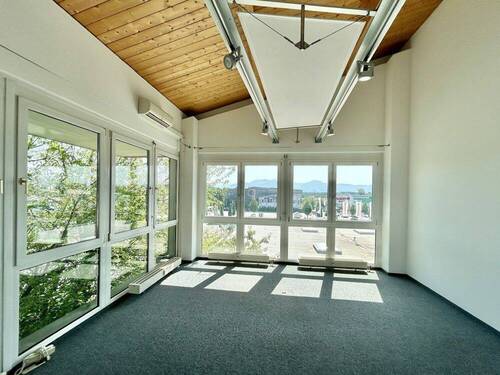 Blick in ein Büro - 