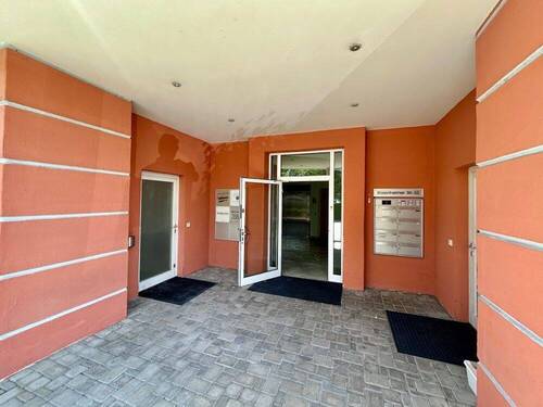 Eingangsbereich - Büro in Kolbermoor