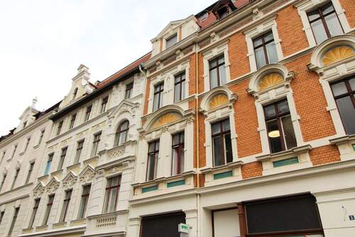 Straßenansicht - 6 Zimmer Mehrfamilienhaus, Wohnhaus zum Kaufen in Görlitz