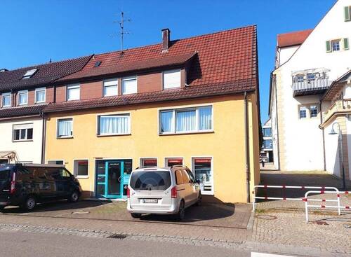 Wohn- und Geschäftshaus - WOHN- und GESCHÄFTSHAUS mit 2 Wohnungen + 1 Gewerbe in begehrter ZENTRUMSLAGE von Remseck a. N.!