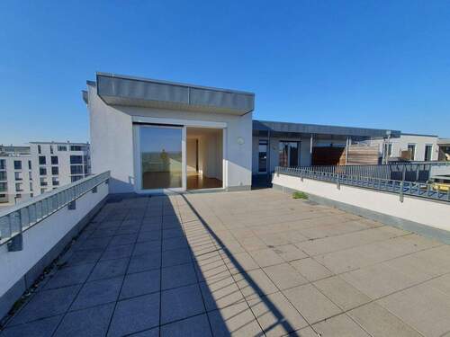 IMG-20251113-WA0023.jpg - Etagenwohnung mit 178,90 m&sup2; in Ostfildern zur Miete