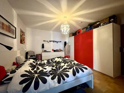 Schlafzimmer - Ihr neues Familienglück in leichter Höhenlage - Ruhe, Raum & Raffinesse!
