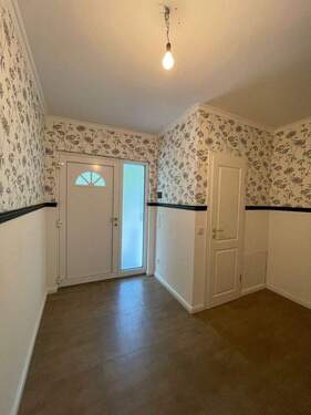 Bild 3 - 6 Zimmer Doppelhaushälfte in Essen