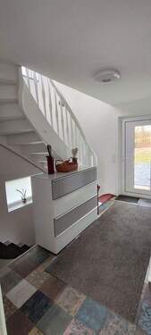 Flur und Keller Abgang EG - 