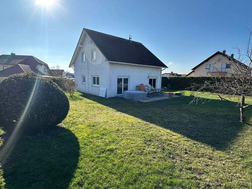 1.jpg - Ruhig gelegen Einfamilienhaus - 420.000,00&nbsp;EUR Kaufpreis, ca.&nbsp; 135,00&nbsp;m&sup2;&nbsp;Wohnfl&auml;che