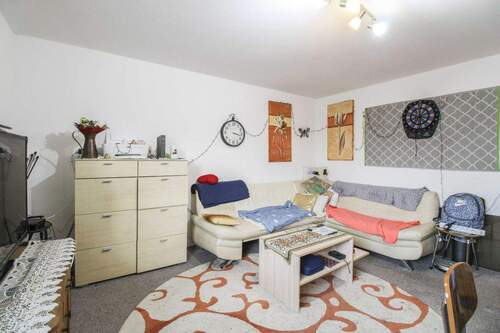 Wohnzimmer - 2 Zimmer Einfamilienhaus in Schramberg