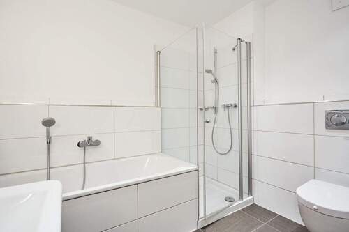 Bad am Elternschlafzimmer - 