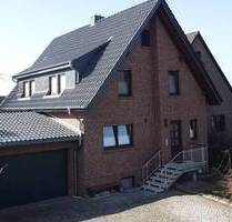 Ein Zuhause für die ganze Familie - 280 m² Wohnfläche & großer Garten - Auetal Hattendorf