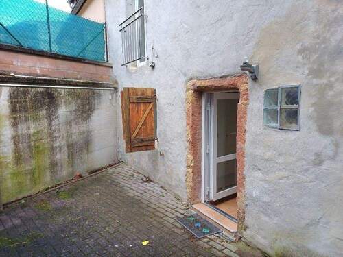 Ausgang zum Garten mit Innenhof - 