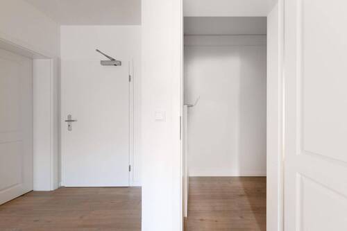 Wohnungstür und HWR - 
