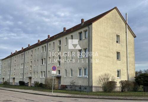 Vorderansicht - 3 Zimmer Etagenwohnung zum Kaufen in Salzwedel