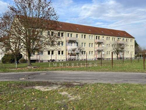 Rückansicht - 3 Zimmer Etagenwohnung in Salzwedel